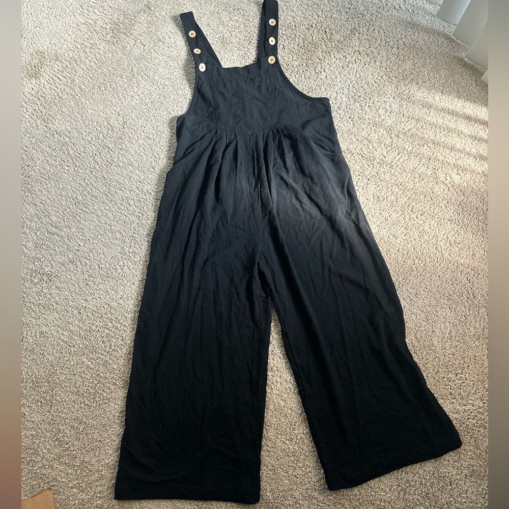 NEW WITH TAG! UEU womens jumpsuit romper wide leg overall with pockets. Small